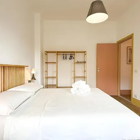 Stylish Balcony, Ac,aqueduct View Appartement